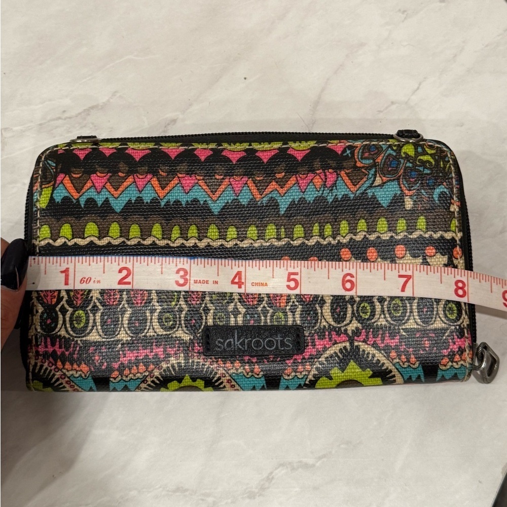 🔥Sakroots Colorful Patterned Wallet🔥 - Picture 3 of 6